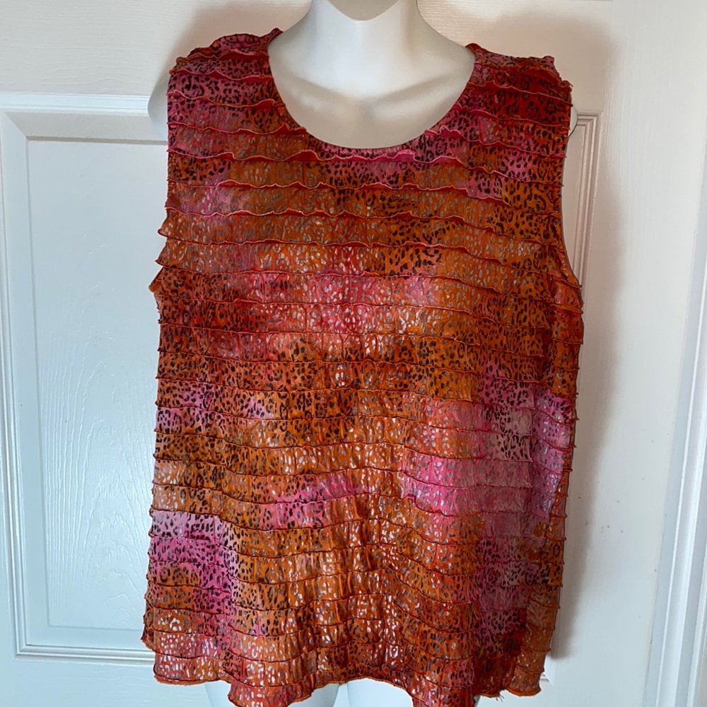 Women’s Sleeveless Top Multi Tiered Ruffle Scooped Neck Size XL